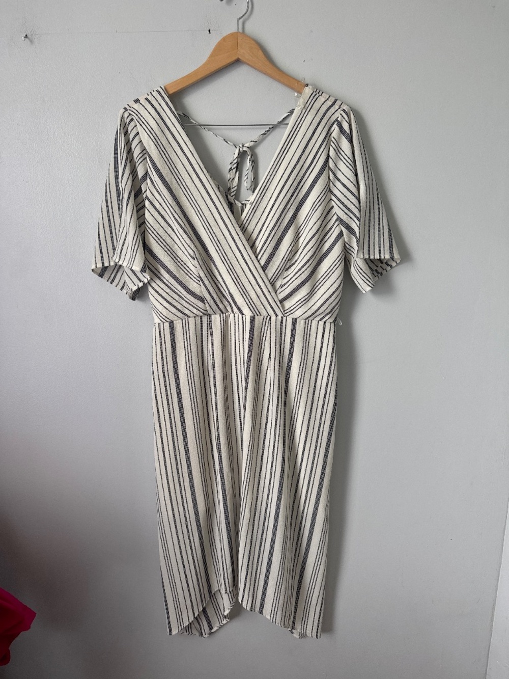 Maurice’s White & Black Striped Wrap Flutter Sleeve